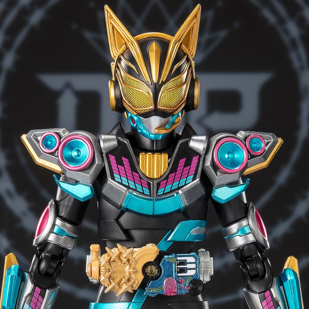 S.H.Figuarts KAMEN RIDER NA-GO FEVER BEAT FORM